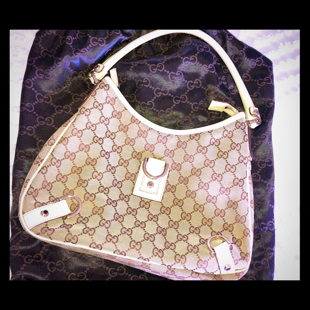 Women’s Gucci Shoulder Bag